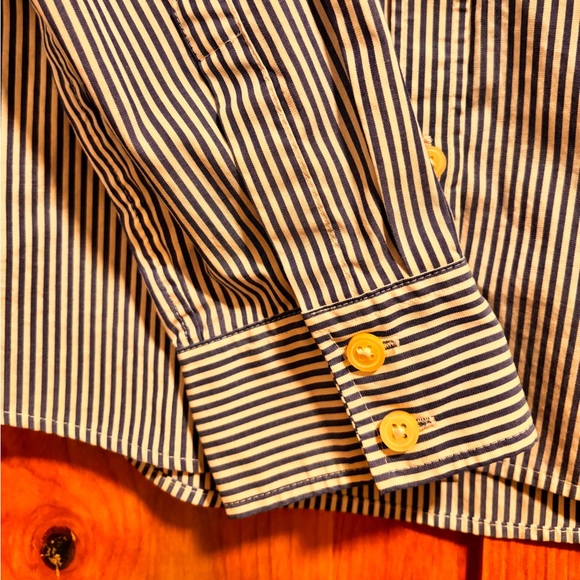 Banana Republic Pinstripe Button Down - Picture 4 of 6